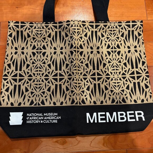 National Museum of African American History and Culture Members Tote Bag - Picture 2 of 9